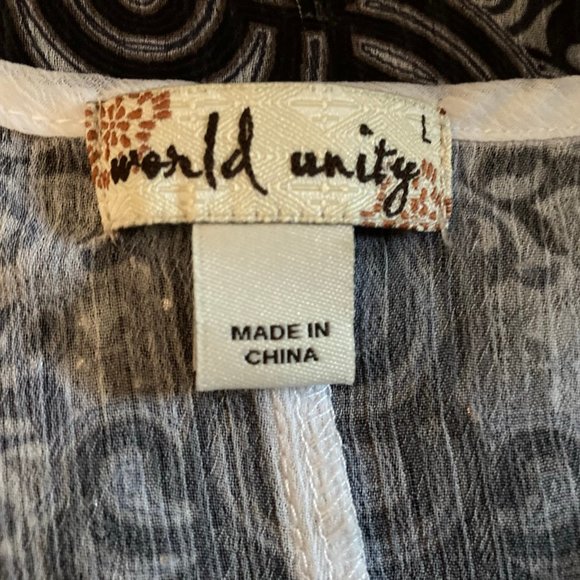 World Unity tank & handkerchief cover top - Picture 4 of 13